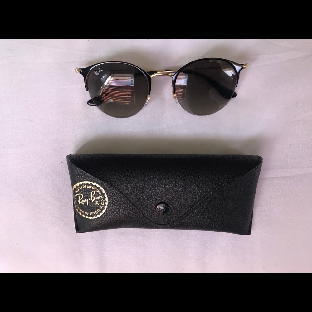 EUC Ray Bans Sunglasses Black/Gold